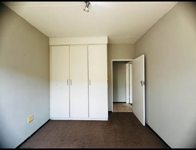 2 BEDROOM APARTMENT FOR SALE IN SONNEVELD